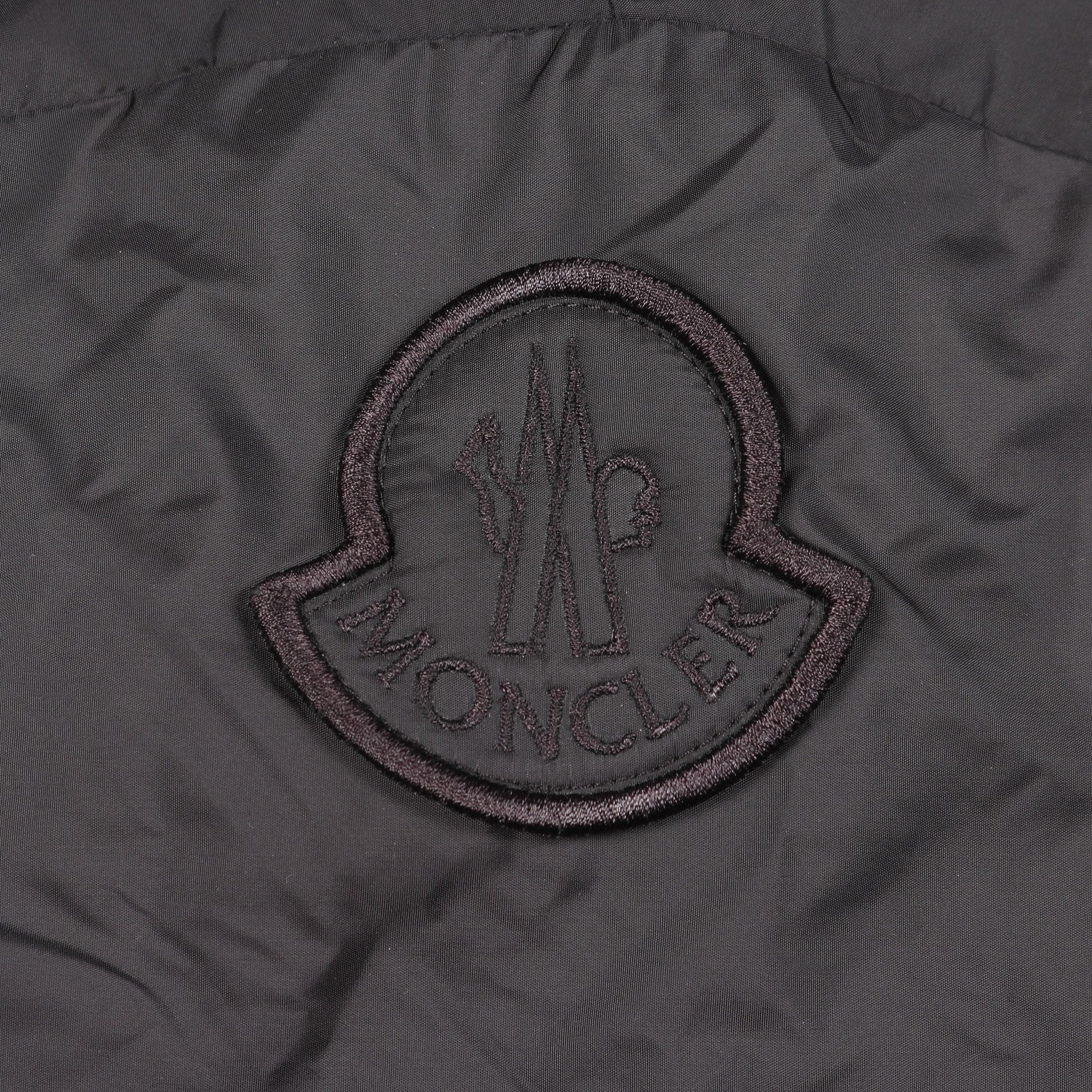 JUBBA オーバーサイズ ジャケット ナイロン ブラック フード付き リバーシブル モンクレール アウター MONCLER
