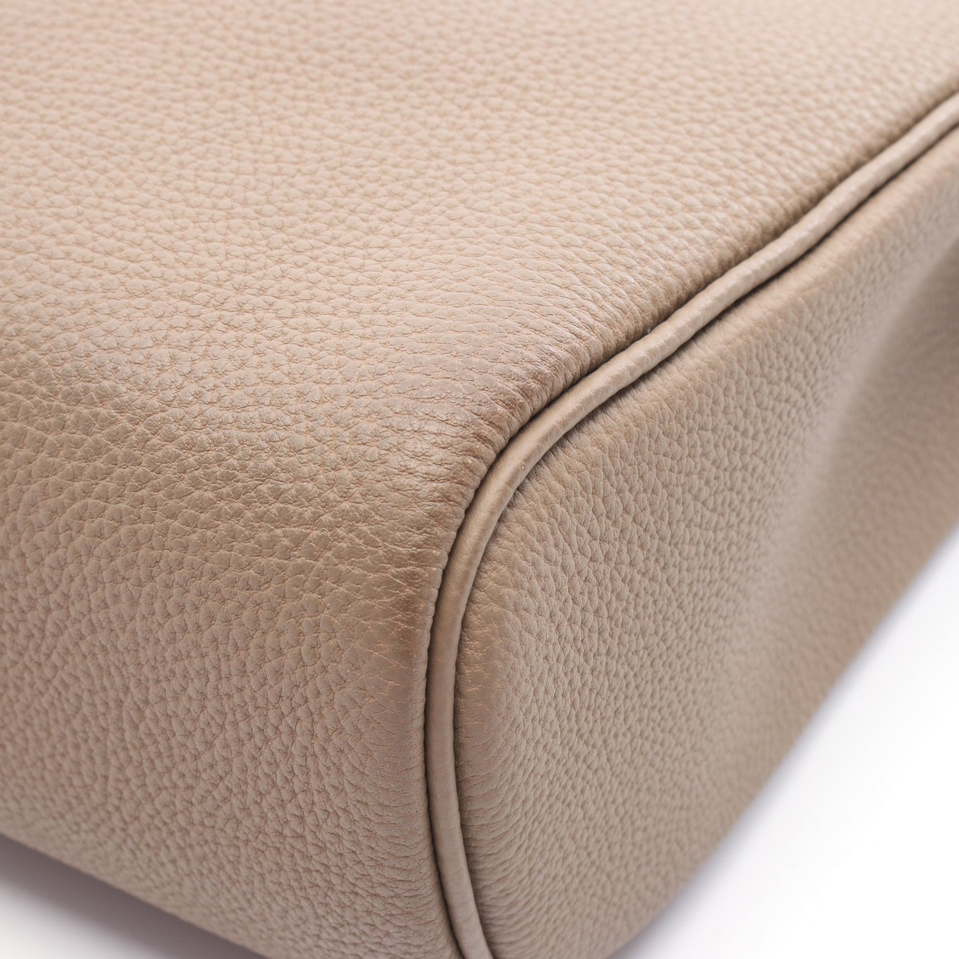 ケリーアッカドPM エトゥープ ボディバッグ トゴ グレーブラウン シルバー金具 W刻印 エルメス バッグ HERMES