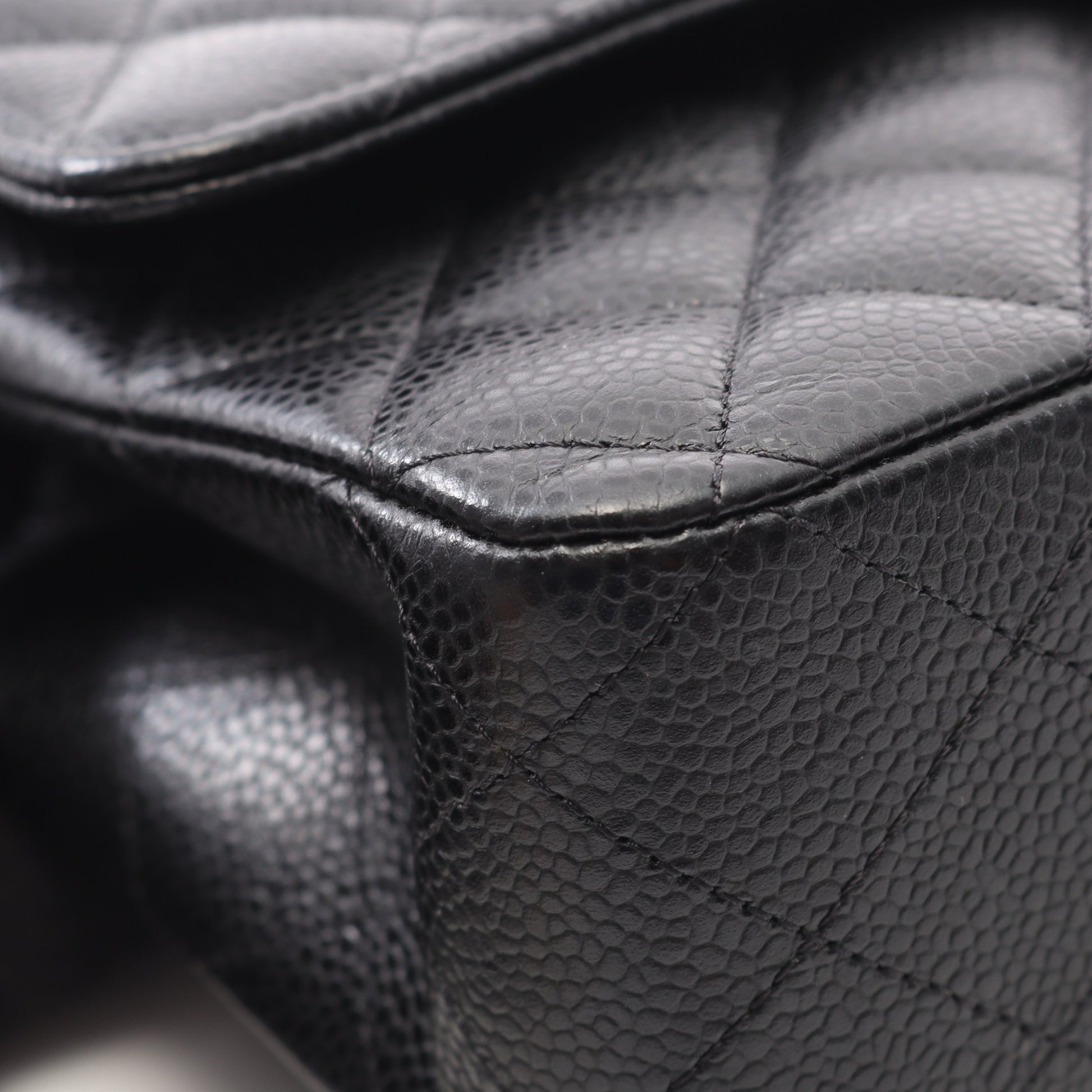 マトラッセ Wフラップ Wチェーンショルダーバッグ キャビアスキン ブラック シルバー金具 シャネル バッグ CHANEL