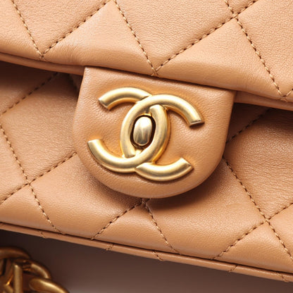 マトラッセ シングルフラップ チェーンショルダーバッグ ラムスキン ピンクベージュ ゴールド金具 シャネル バッグ CHANEL