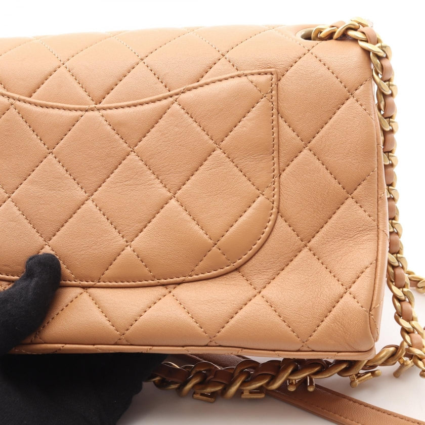マトラッセ シングルフラップ チェーンショルダーバッグ ラムスキン ピンクベージュ ゴールド金具 シャネル バッグ CHANEL