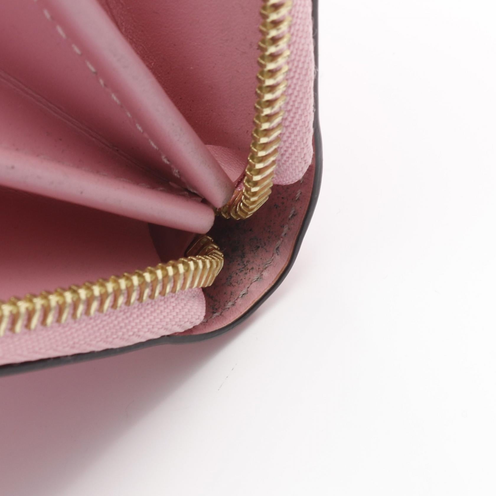 ジッピーウォレット モノグラムヴェルニ ラウンドファスナー財布