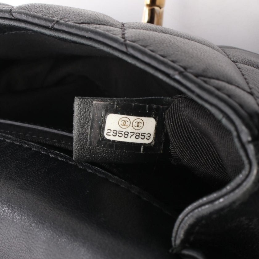 マトラッセ スモールフラップ チェーンショルダーバッグ ラムスキン ブラック ゴールド金具 シャネル バッグ CHANEL