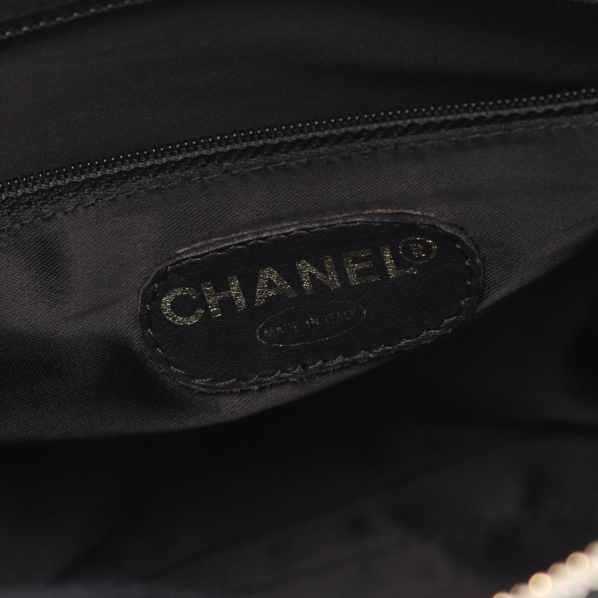 ココマーク チェーンショルダーバッグ キャビアスキン ブラック ゴールド金具 シャネル バッグ CHANEL