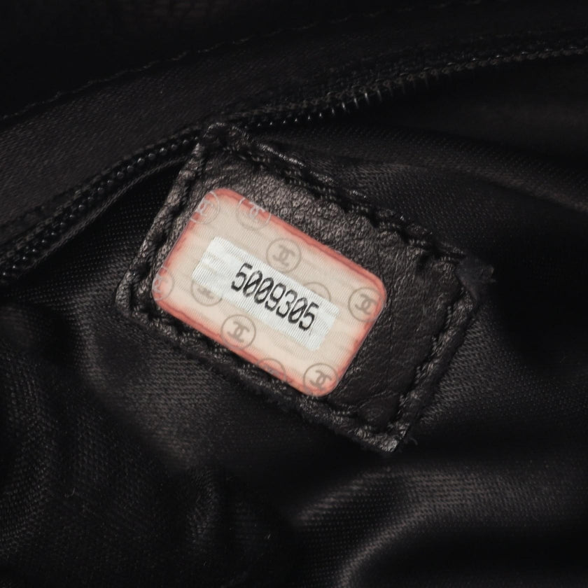 ココマーク チェーンショルダーバッグ キャビアスキン ブラック ゴールド金具 シャネル バッグ CHANEL