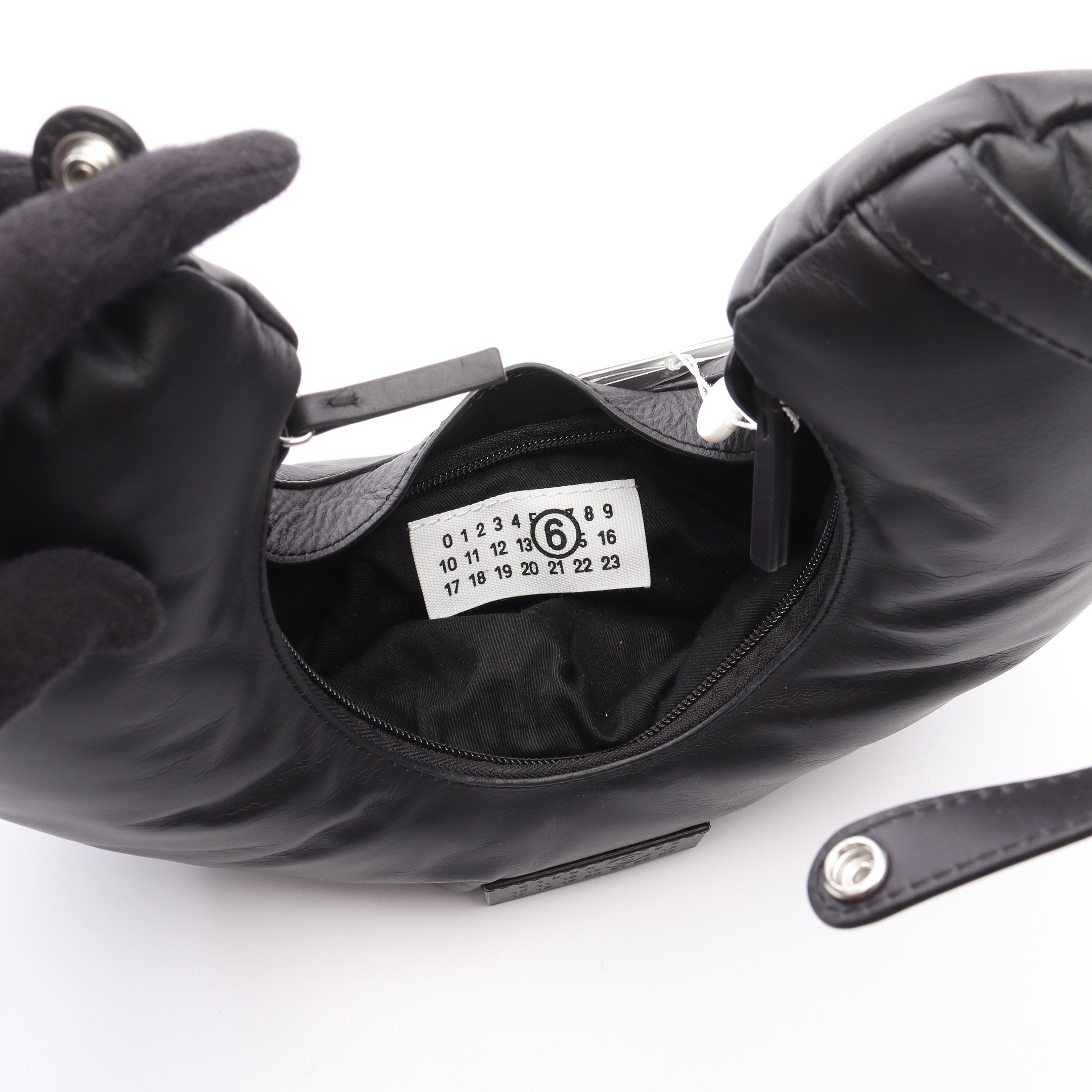 限定価格 ✨MM6/マルジェラ✨ベルリンバッグ 貴重 フェイクレザー 黒