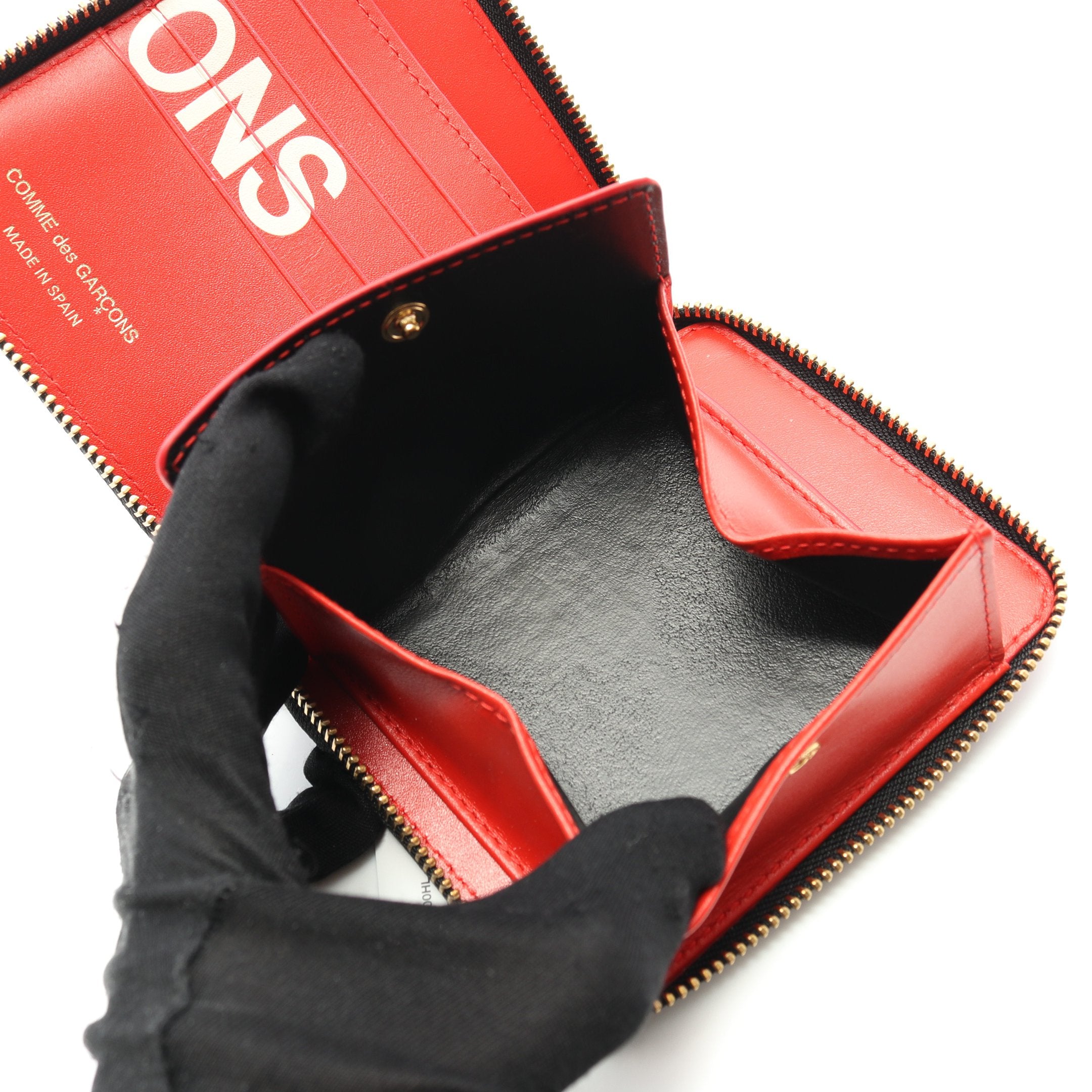 HUGE LOGO ラウンドファスナー二つ折り財布 レザー レッド