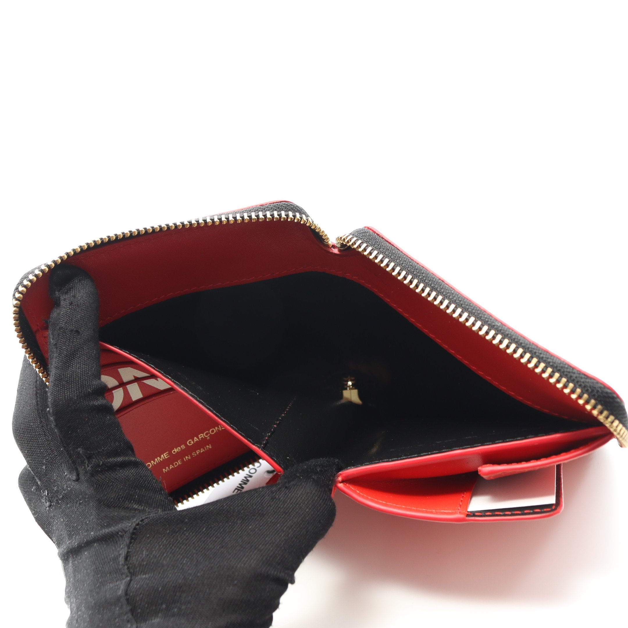 コムデギャルソン　折り財布　ラウンドファスナー　バイカラー　ロゴプリント　レザー コムデギャルソン 折り財布 ラウンドファスナー バイカラー ロゴ