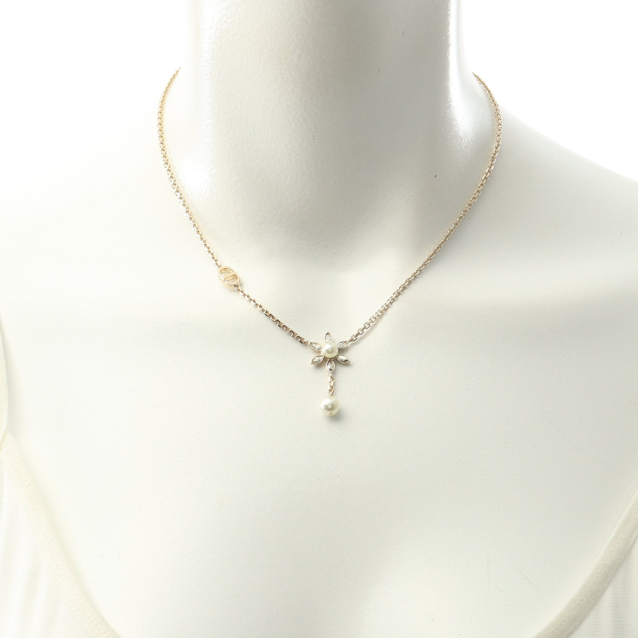 Dior ネックレス ラインストーン パール Christian Dior(クリスチャンディオール) CDロゴ ラインストーン