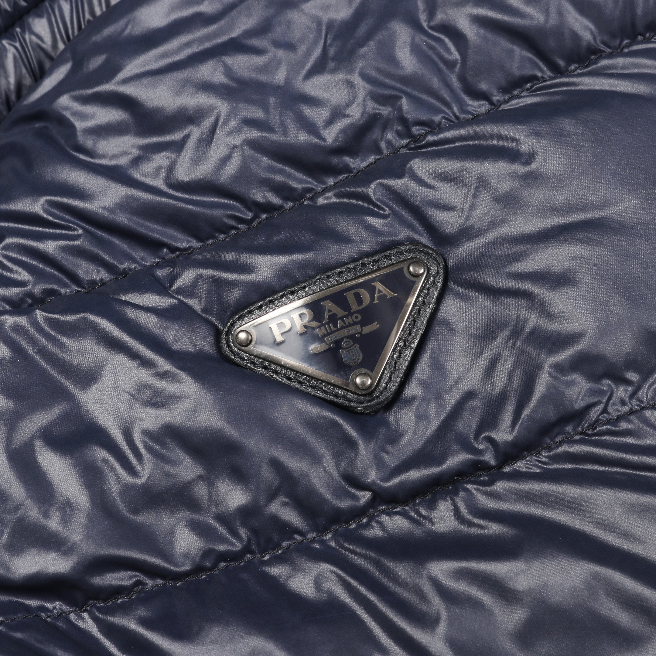 ダウンジャケット ナイロン ネイビー フード付き 三角プレート プラダ
