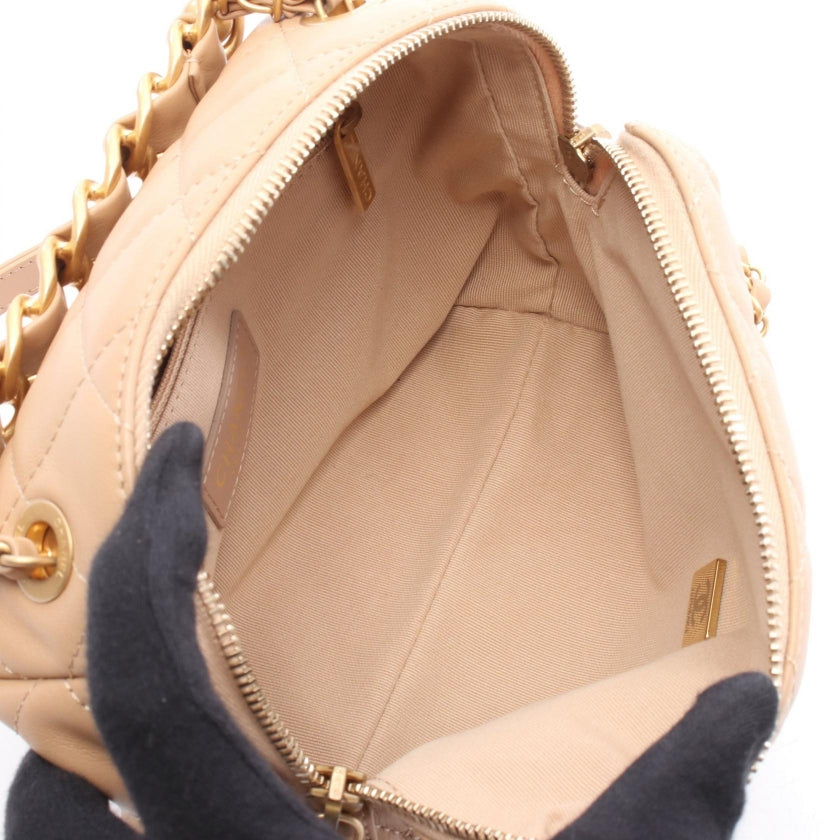 マトラッセ スモール ボーリングバッグ チェーンショルダーバッグ レザー ベージュ ゴールド金具 シャネル バッグ CHANEL