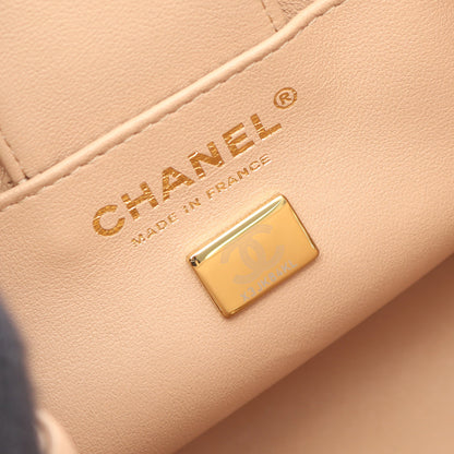 ミニ チェーンバケット マトラッセ チェーンショルダーバッグ ラムスキン ベージュ ゴールド金具 シャネル バッグ CHANEL