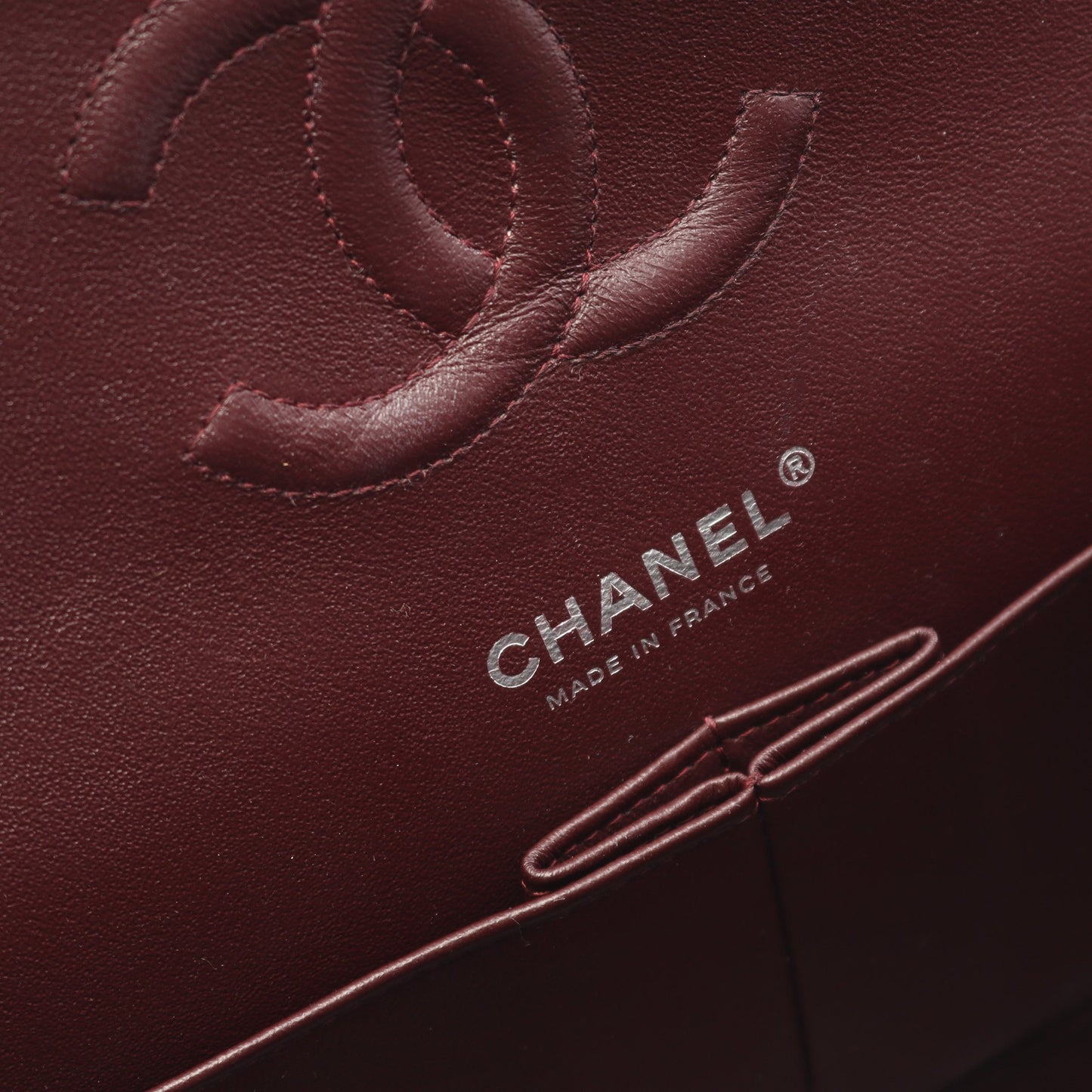 マトラッセ Wフラップ Wチェーンショルダーバッグ キャビアスキン ブラック シルバー金具 シャネル バッグ CHANEL