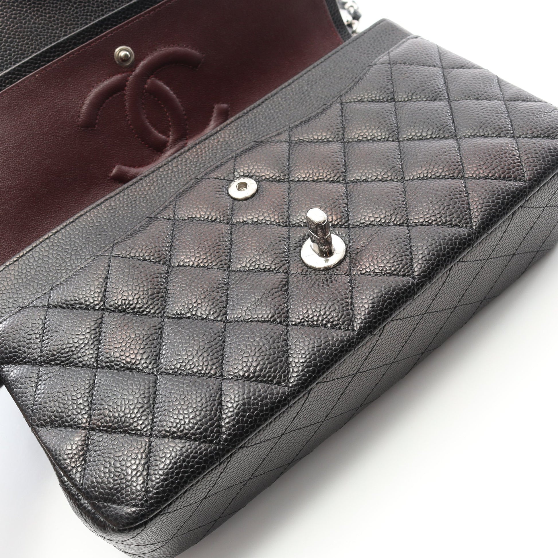 マトラッセ Wフラップ Wチェーンショルダーバッグ キャビアスキン ブラック シルバー金具 シャネル バッグ CHANEL