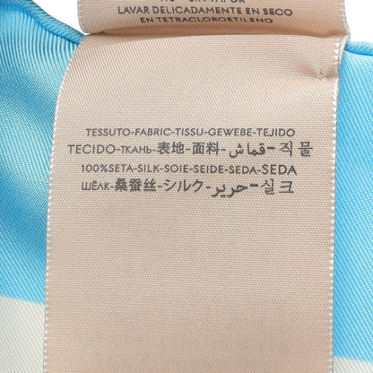 GUCCI × ドラえもん スカーフ 花柄 シルク ライトブルー マルチカラー グッチ 財布・小物 GUCCI