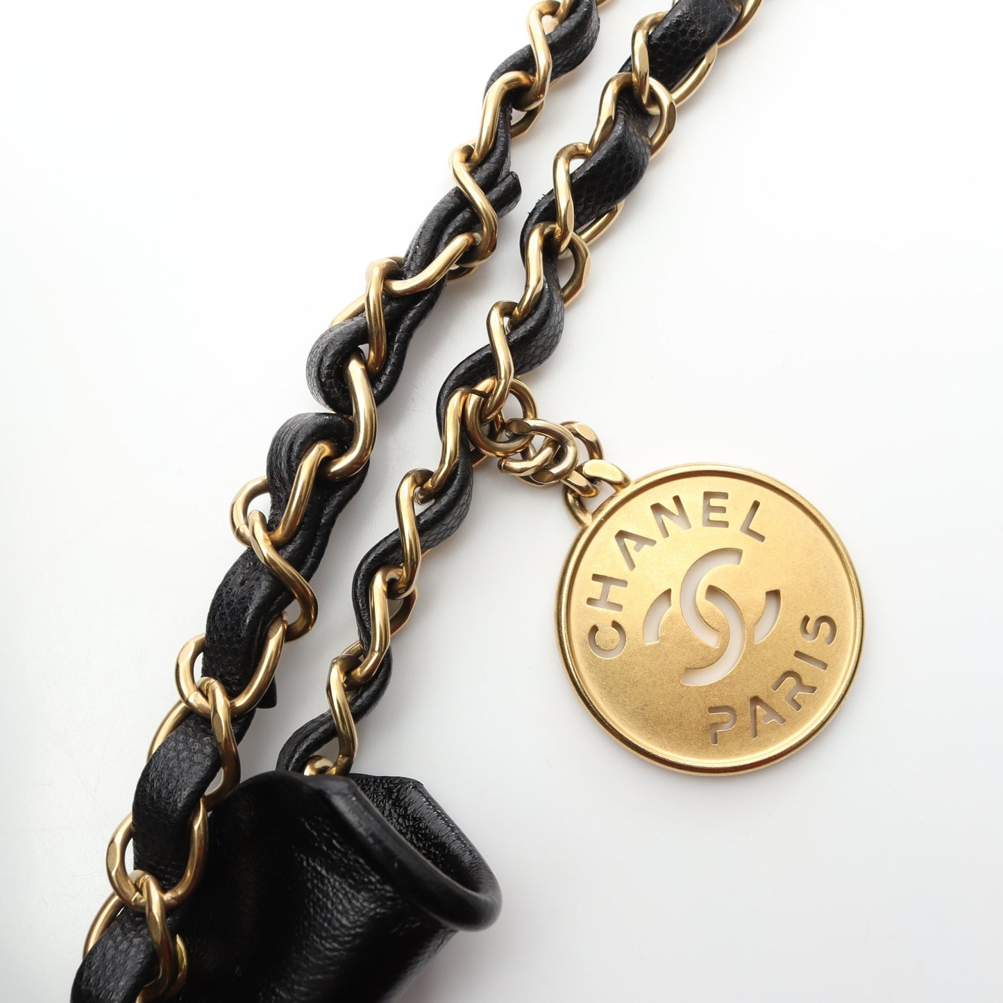 マトラッセ シャネル22 スモール チェーンショルダーバッグ キャビアスキン ブラック ゴールド金具 シャネル バッグ CHANEL
