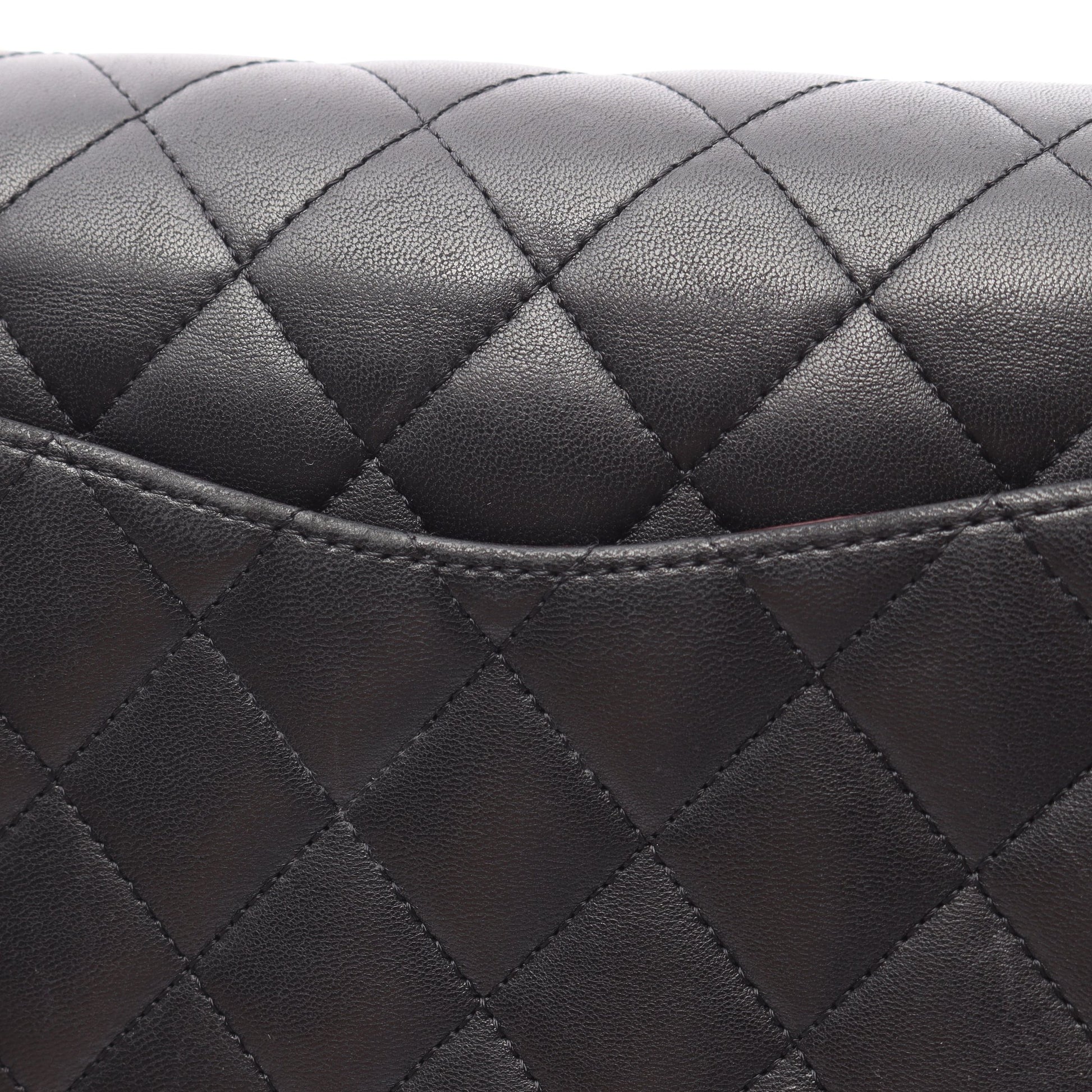 マトラッセ ダブルフラップ Wチェーンショルダーバッグ ラムスキン ブラック ゴールド金具 シャネル バッグ CHANEL