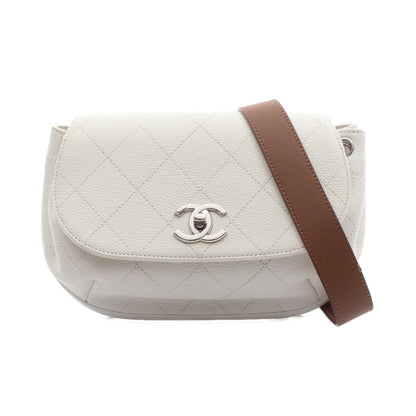 チェーンショルダーバッグ キャビアスキン オフホワイト シルバー金具 シャネル バッグ CHANEL