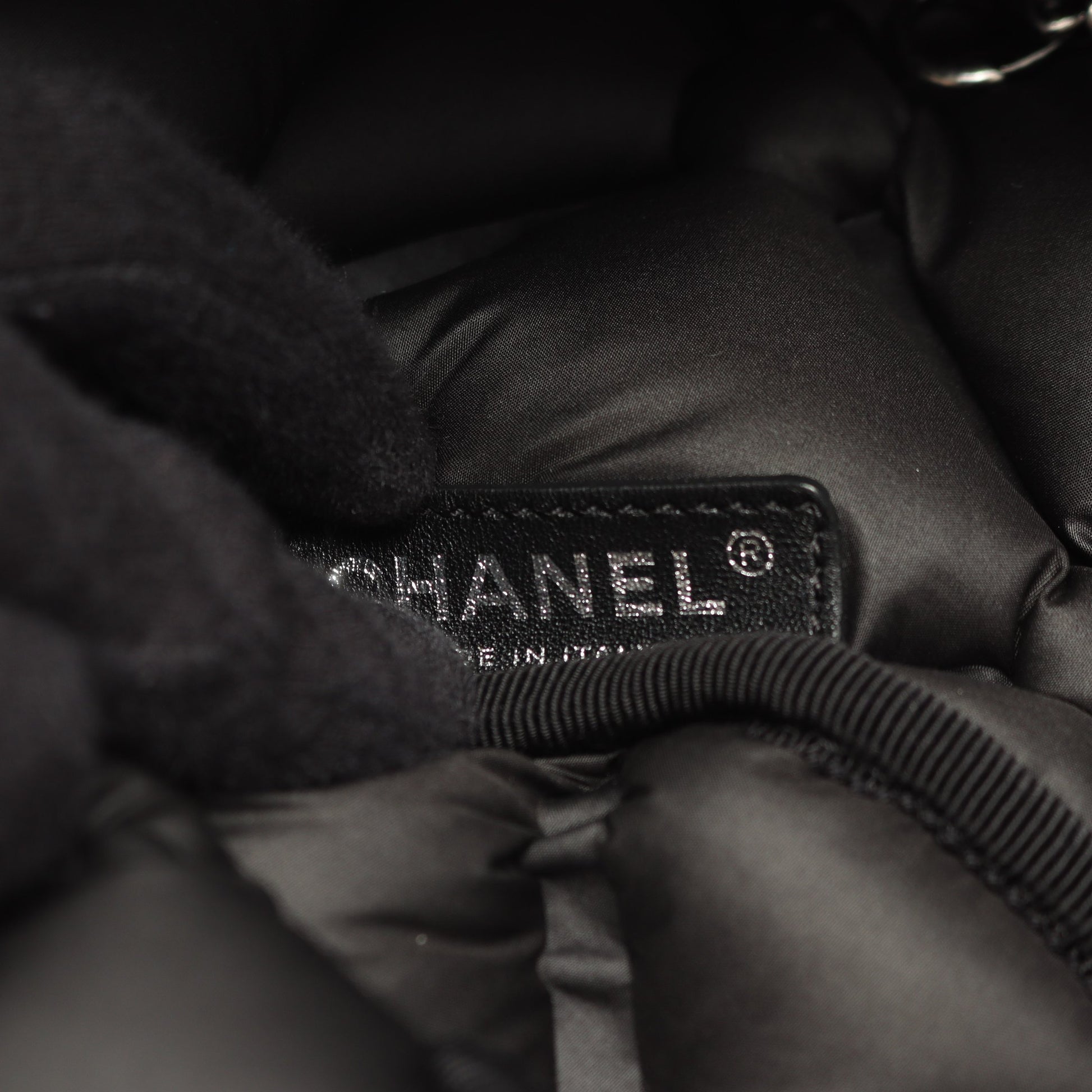 バブルキルト Wチェーンショルダーバッグ ラムスキン ダークブルー シルバー金具 シャネル バッグ CHANEL