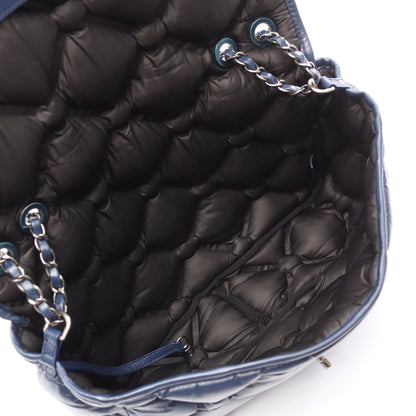 バブルキルト Wチェーンショルダーバッグ ラムスキン ダークブルー シルバー金具 シャネル バッグ CHANEL