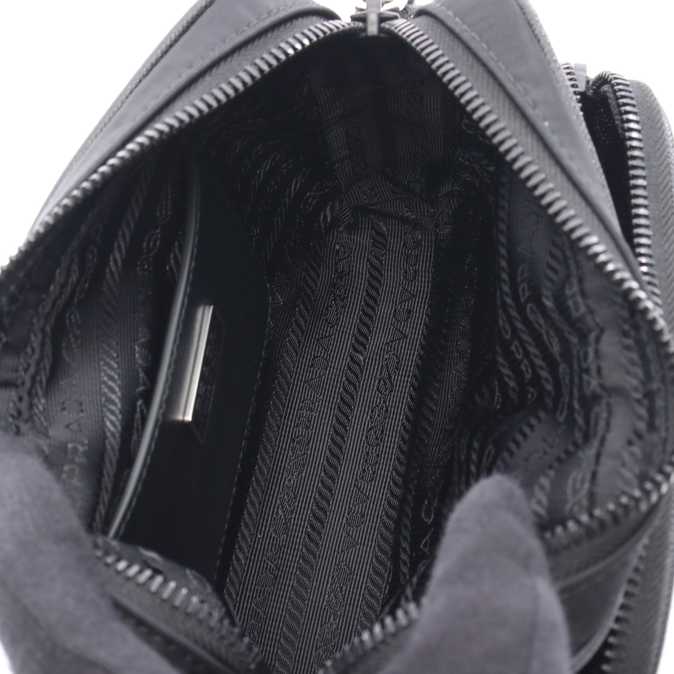 Re-Nylon ショルダーバッグ ナイロン レザー ブラック プラダ – RECLO