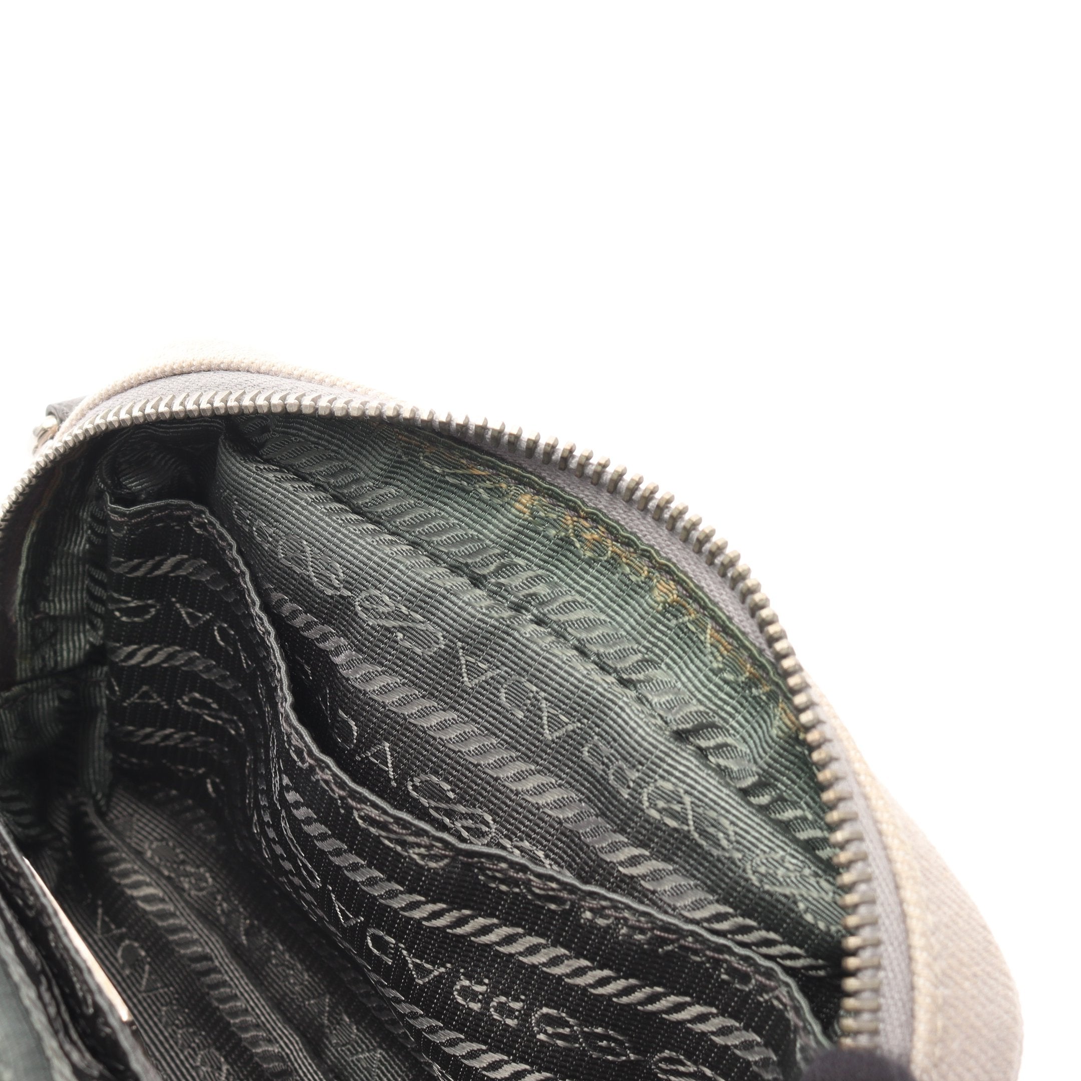 PRADA ショルダーバッグ グレー キャンバス ショルダーバッグ キャンバス サフィアーノレザー グレー