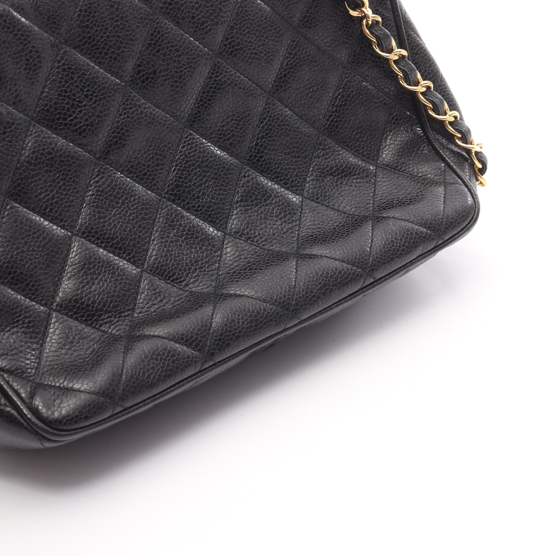 マトラッセ チェーンショルダーバッグ キャビアスキン ブラック ゴールド金具 シャネル バッグ CHANEL
