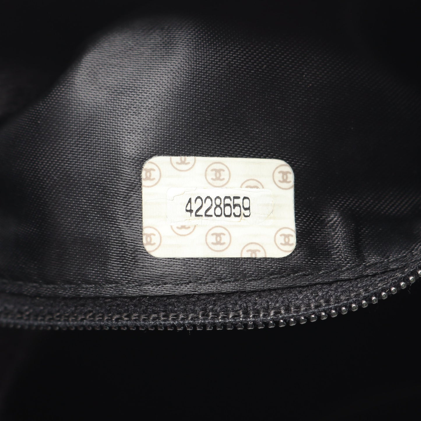 マトラッセ チェーンショルダーバッグ キャビアスキン ブラック ゴールド金具 シャネル バッグ CHANEL