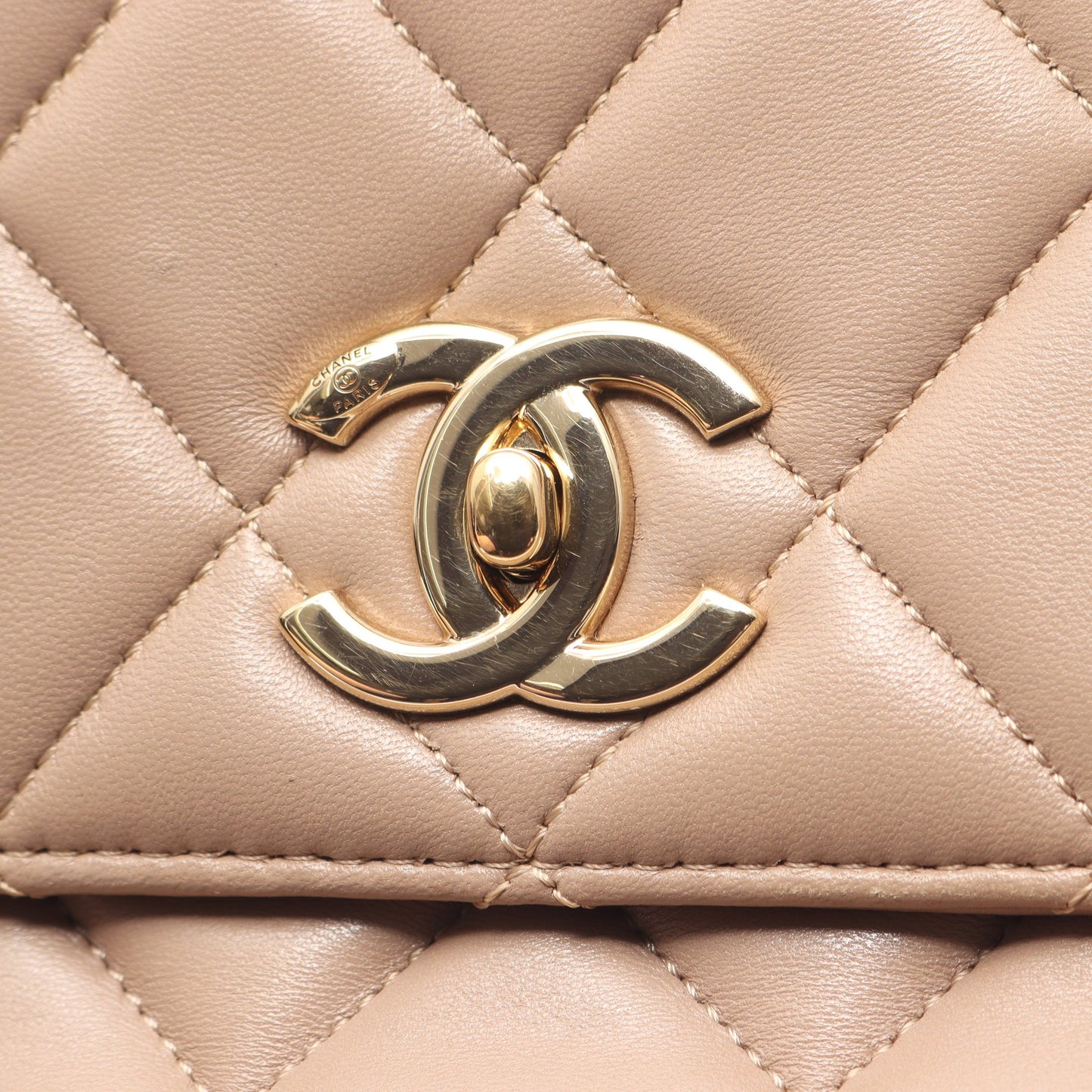 トレンディCC トップハンドル ハンドバッグ ラムスキン グレーベージュ ゴールド金具 2WAY シャネル バッグ CHANEL