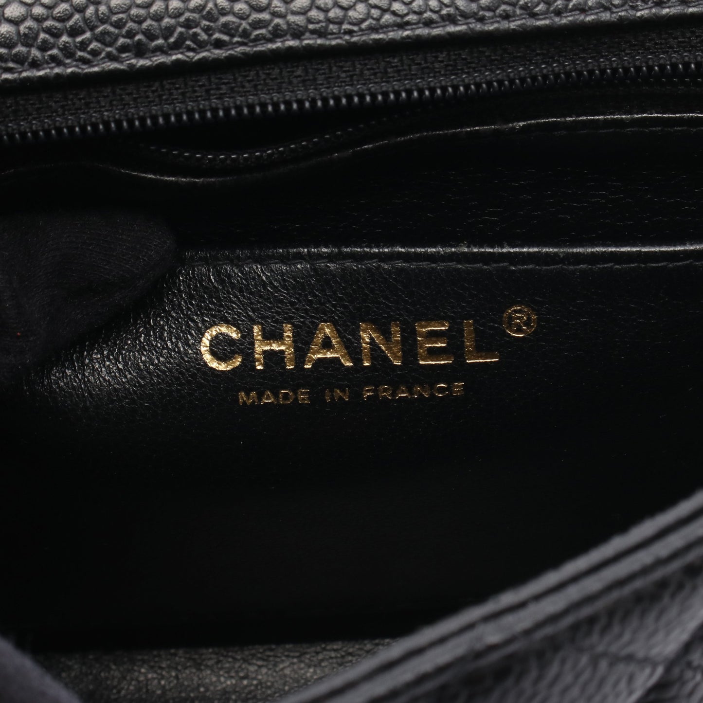 ミニマトラッセ チェーンショルダーバッグ キャビアスキン ブラック ゴールド金具 シャネル バッグ CHANEL