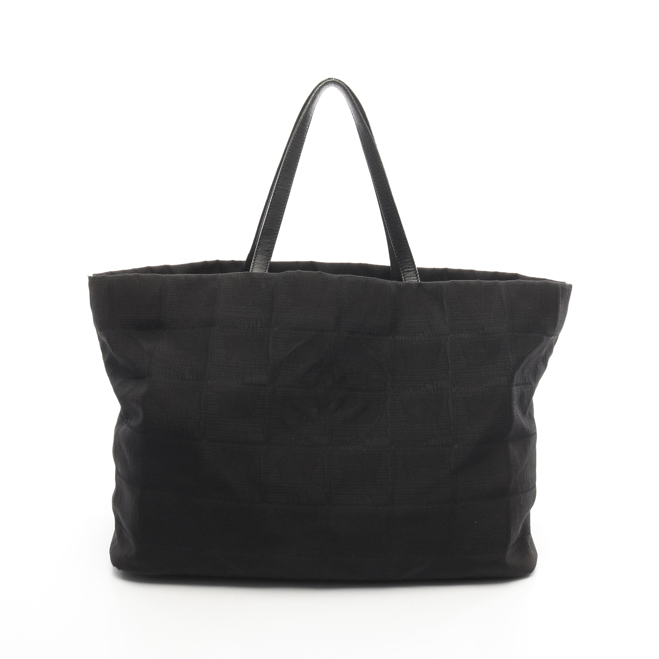 シャネル CHANEL ニュートラベルラインMM トートバッグ バッグ レザー