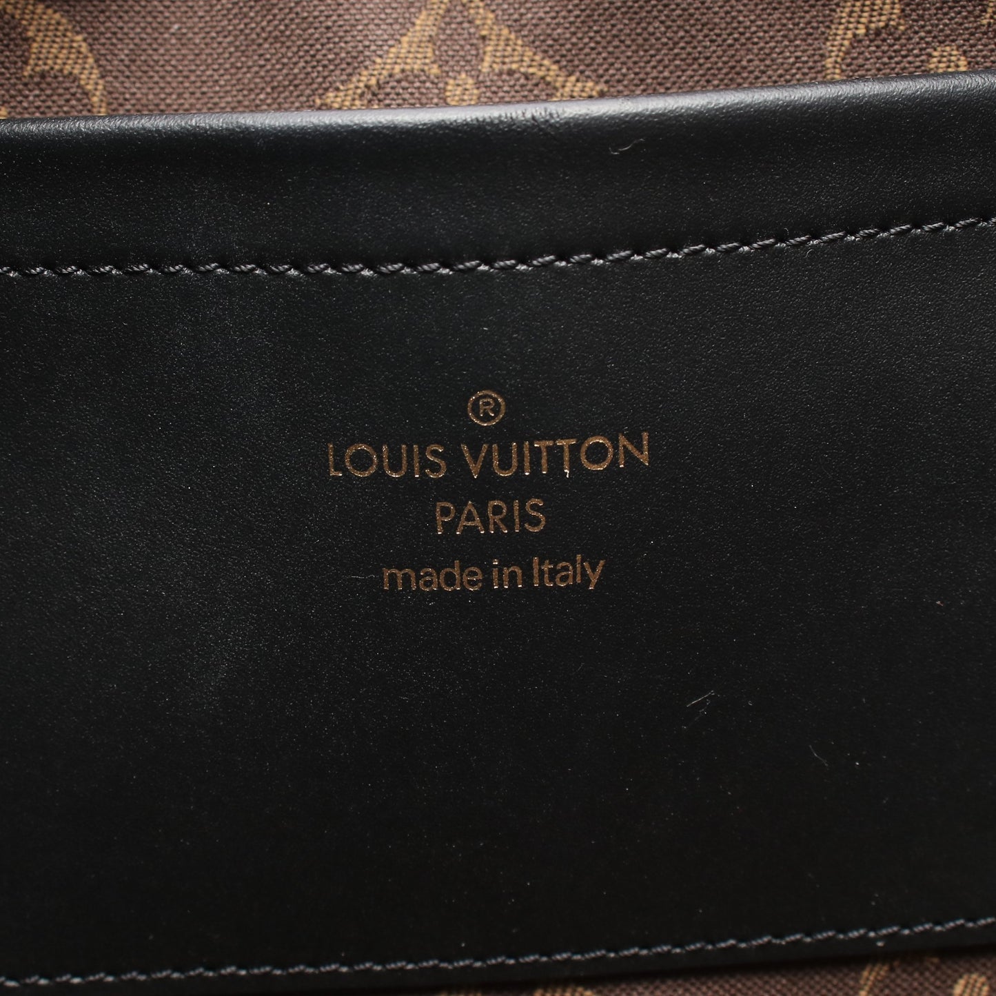 ユーティリティ クロスボディ ショルダーバッグ レザー ブラック ルイヴィトン バッグ LOUIS VUITTON