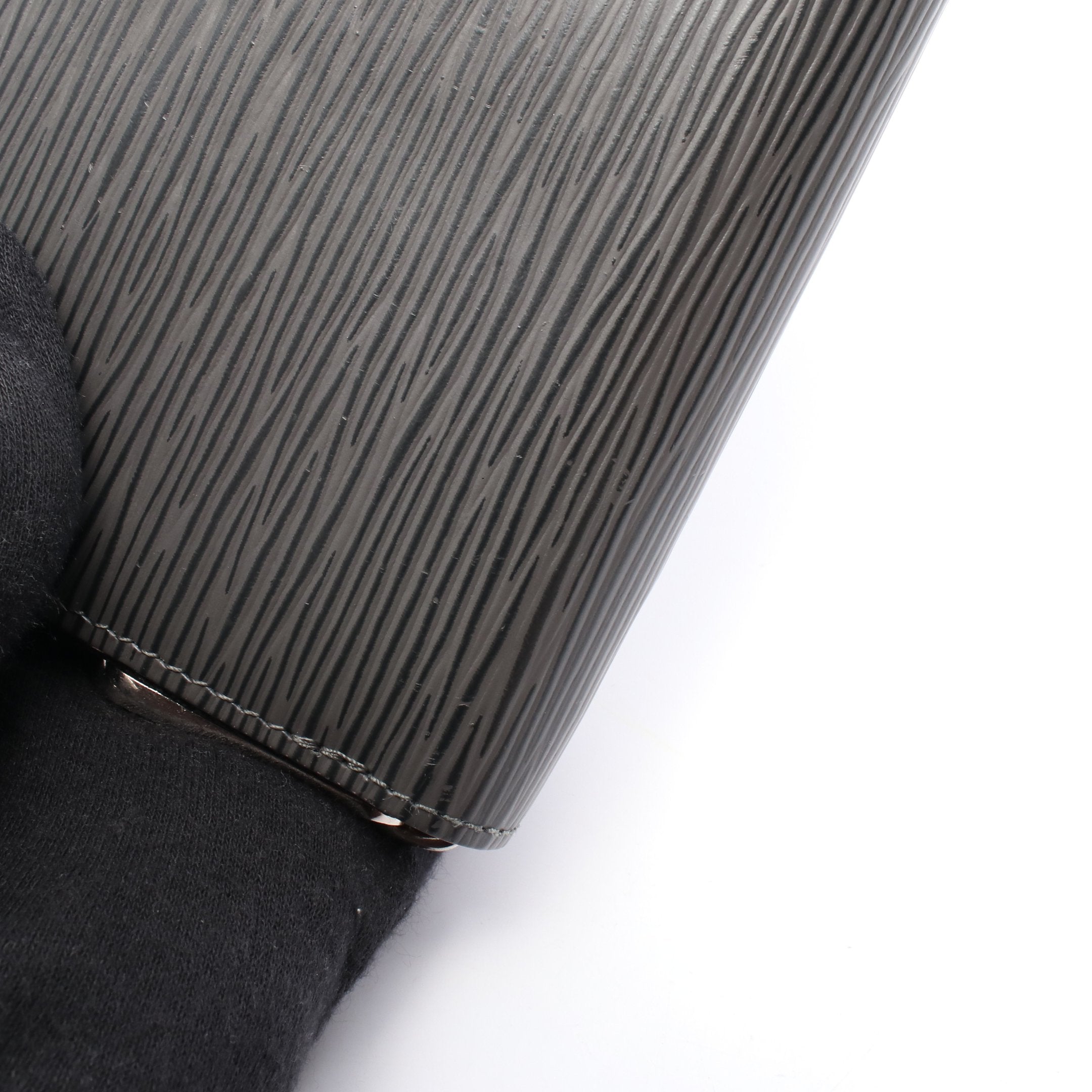 ジッピーウォレット エピ エタン ラウンドファスナー長財布 レザー