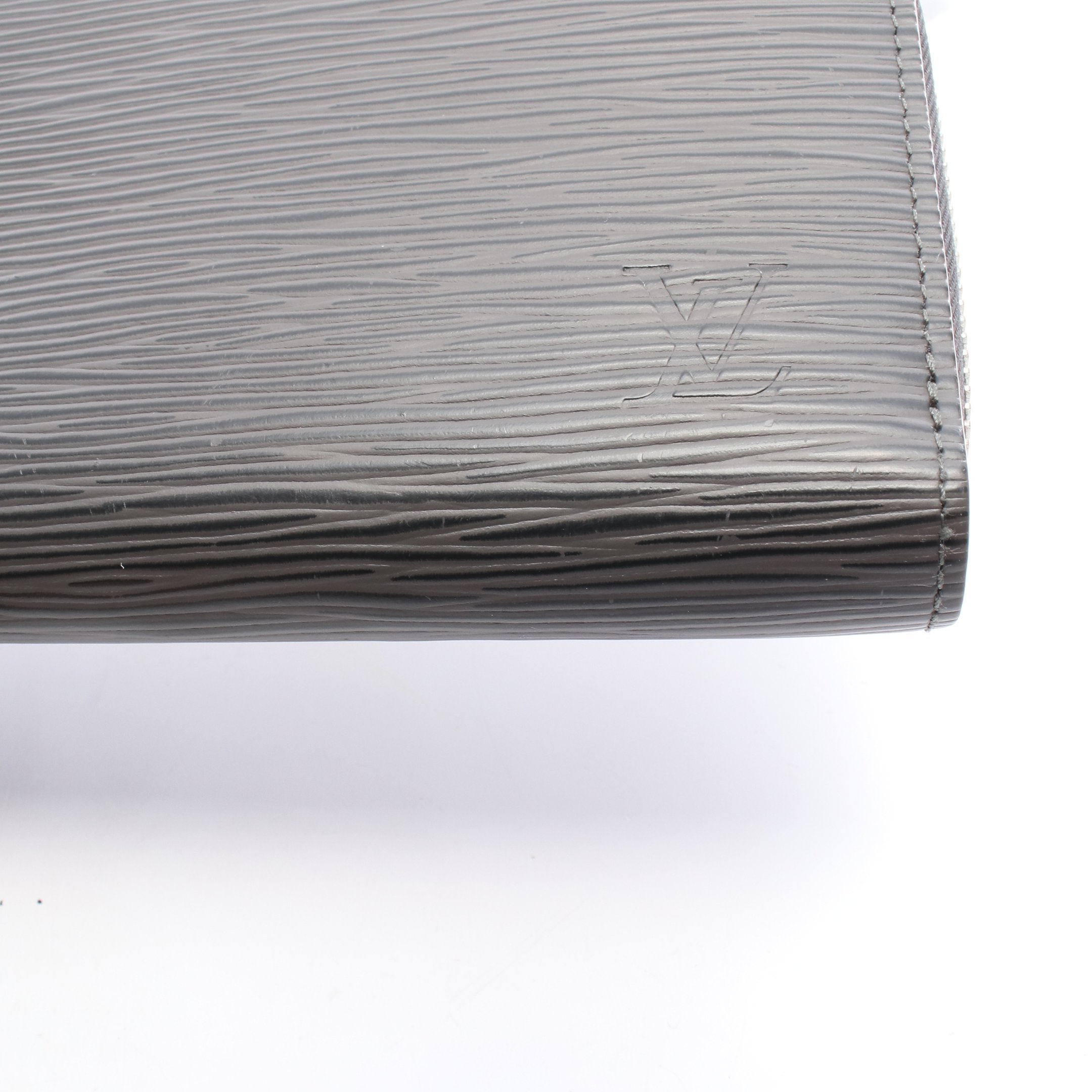 ジッピーウォレット エピ エタン ラウンドファスナー長財布 レザー