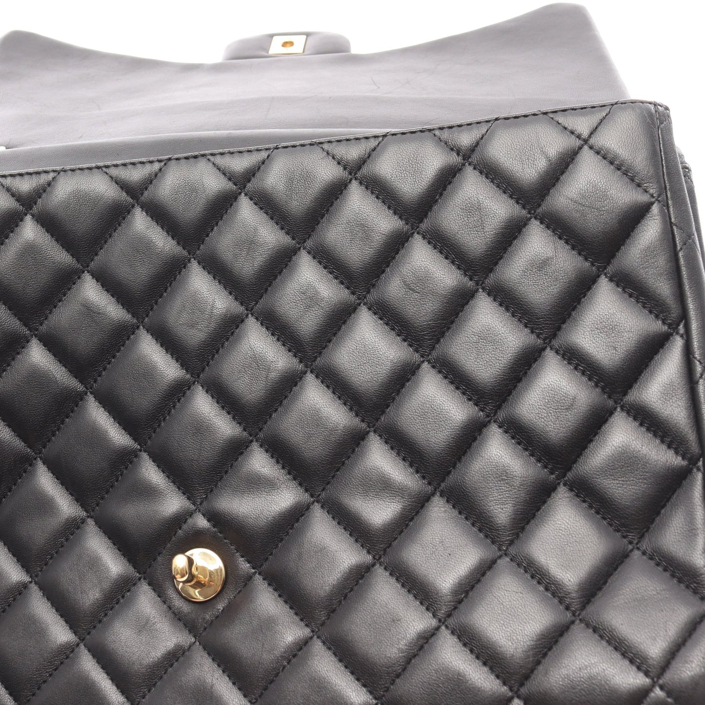 デカマトラッセ 30 シングルフラップ Wチェーンショルダーバッグ ラムスキン ブラック ゴールド金具 シャネル バッグ CHANEL