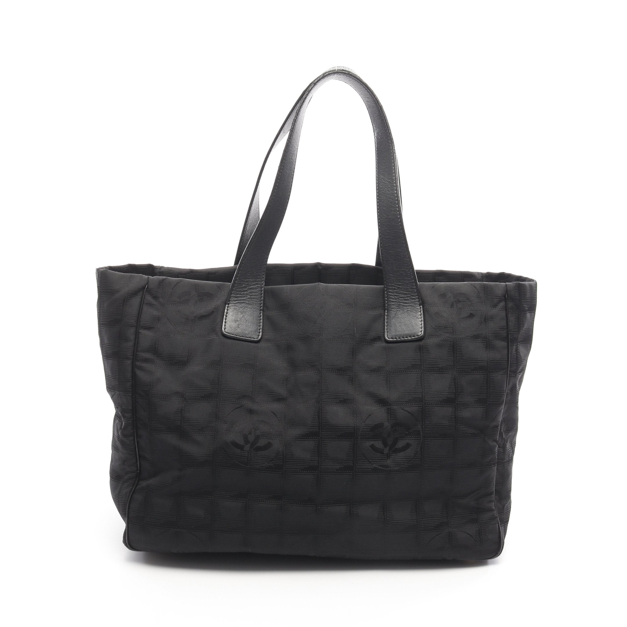 CHANEL ブラック トートバッグニュートラベルラインMM