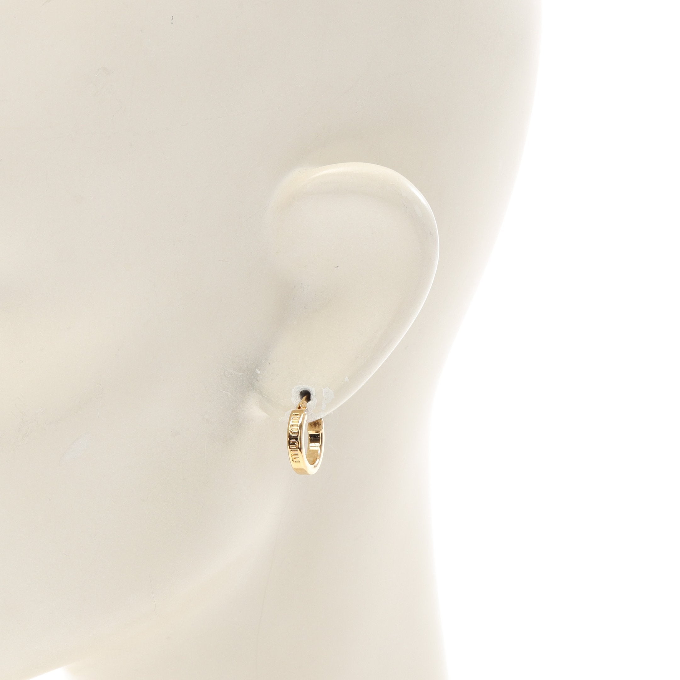 エナメルメタル ピアス GP ゴールド ブラック 3点セット ミュウミュウ