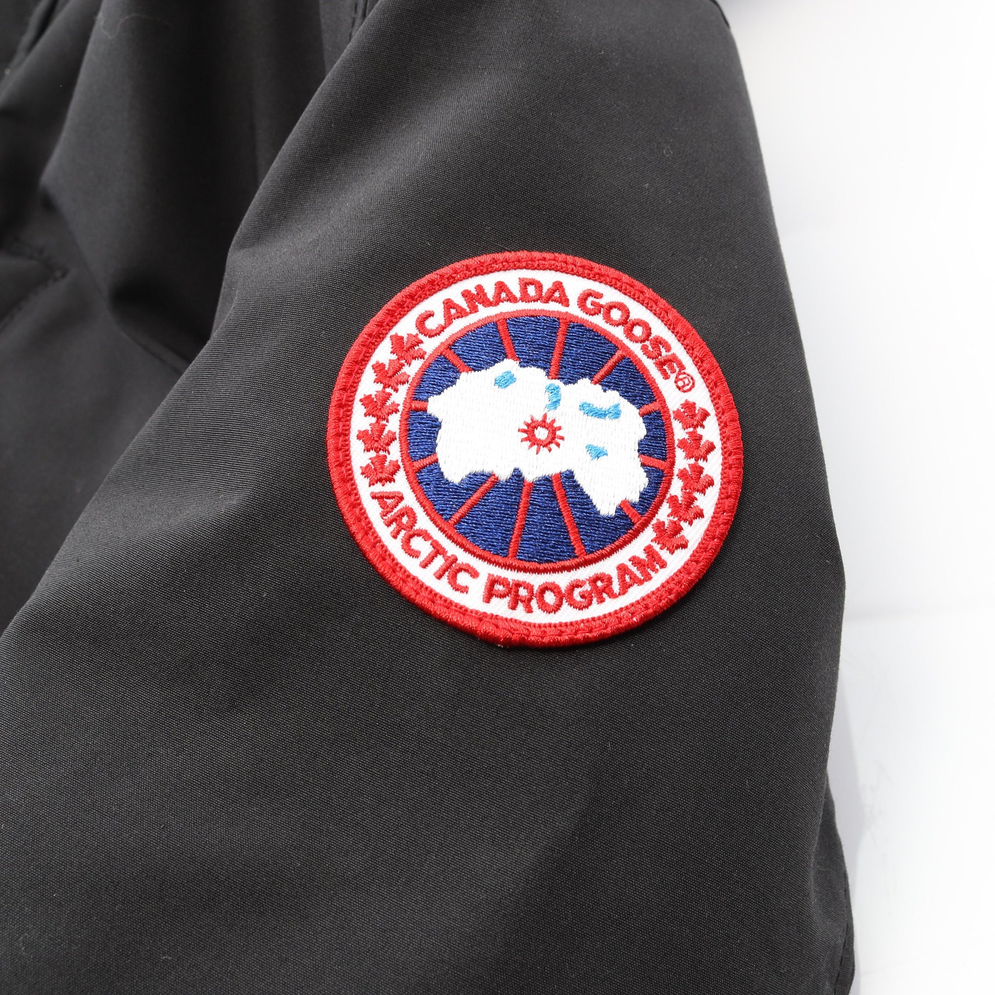 JASPER ジャスパー ダウンジャケット ブラック フード付き カナダグース アウター CANADA GOOSE