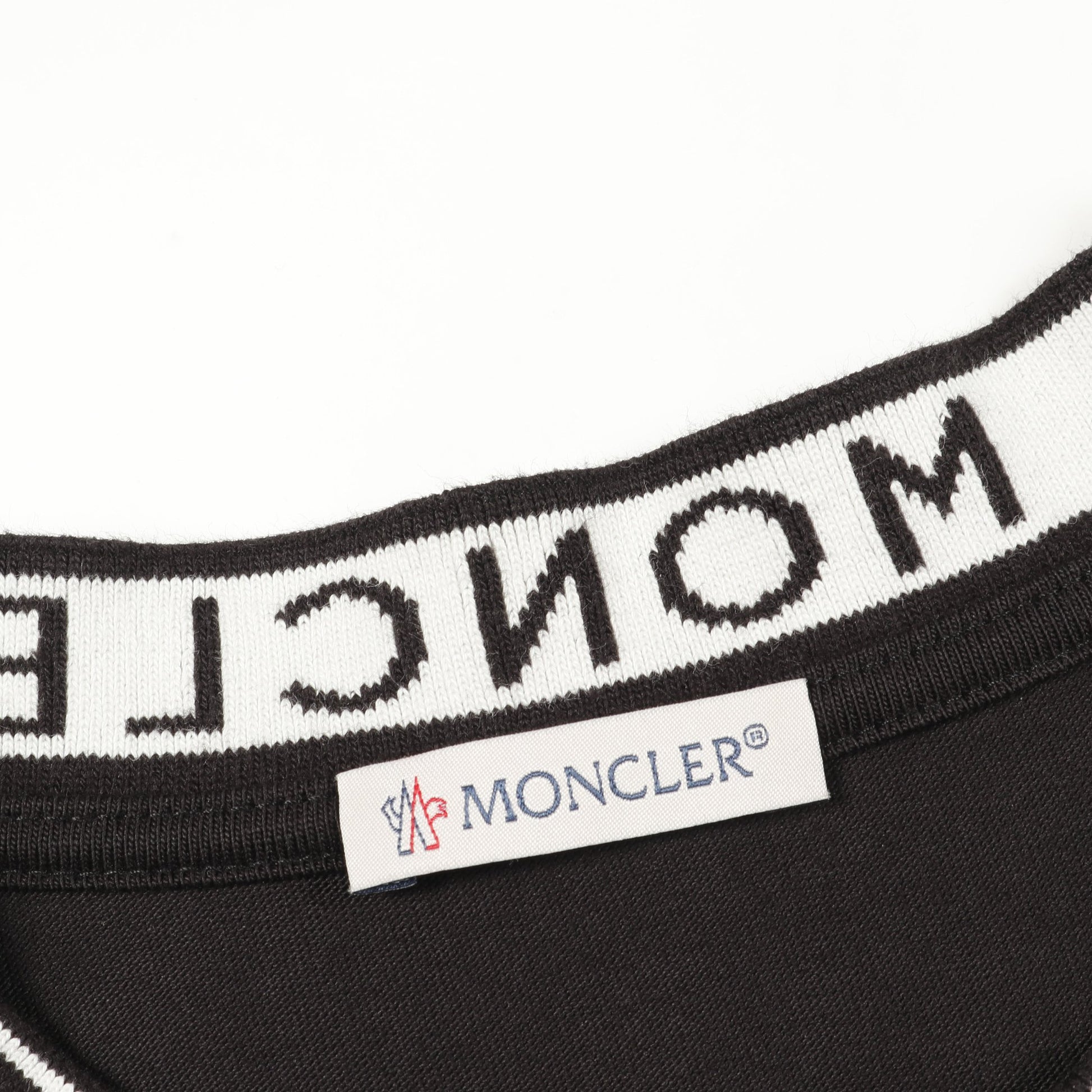 ネックラインロゴ Tシャツ クルーネック コットン ブラック モンクレール トップス MONCLER