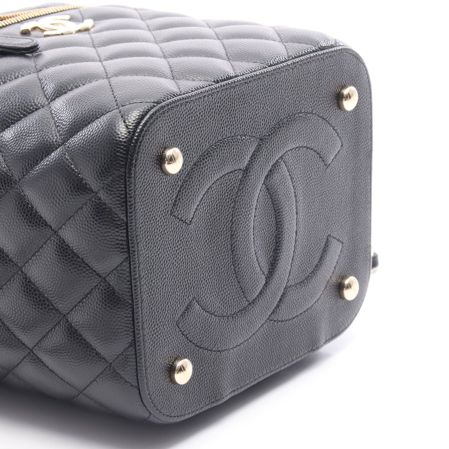 マトラッセ チェーンショルダーバッグ キャビアスキン ブラック ゴールド金具 シャネル バッグ CHANEL