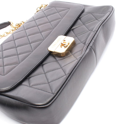 マトラッセ チェーンショルダーバッグ ラムスキン ブラック ゴールド金具 シャネル バッグ CHANEL