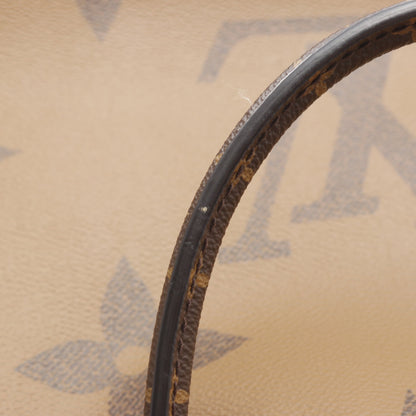 オンザゴーGM モノグラムジャイアント リバース ショルダーバッグ トートバッグ PVC ブラウン ベージュ 2WAY ルイヴィトン バッグ LOUIS VUITTON