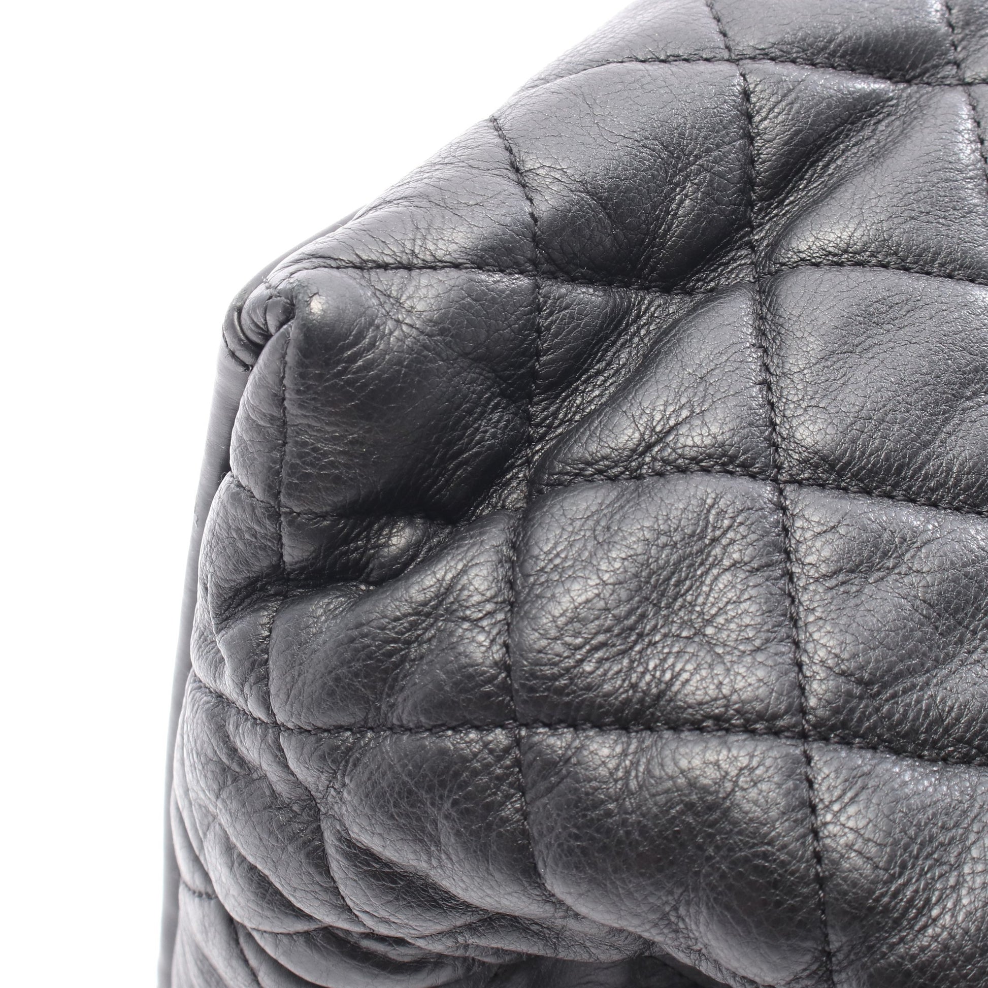 マトラッセ ココマーク チェーンショルダーバッグ レザー ブラック ゴールド金具 シャネル バッグ CHANEL