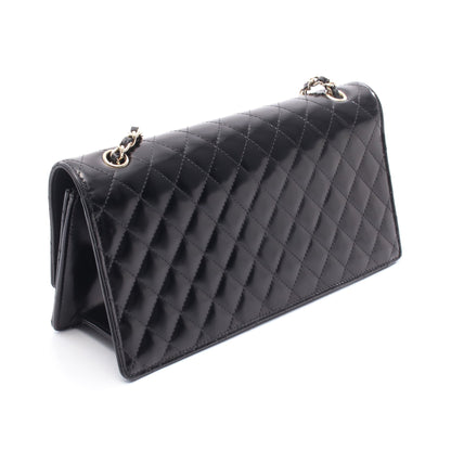 マトラッセ チェーンショルダーバッグ エナメルレザー ブラック ゴールド金具 シャネル バッグ CHANEL