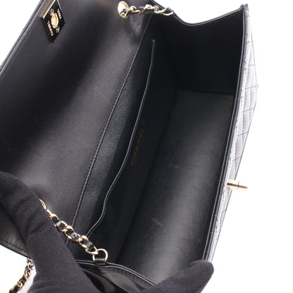 マトラッセ チェーンショルダーバッグ エナメルレザー ブラック ゴールド金具 シャネル バッグ CHANEL