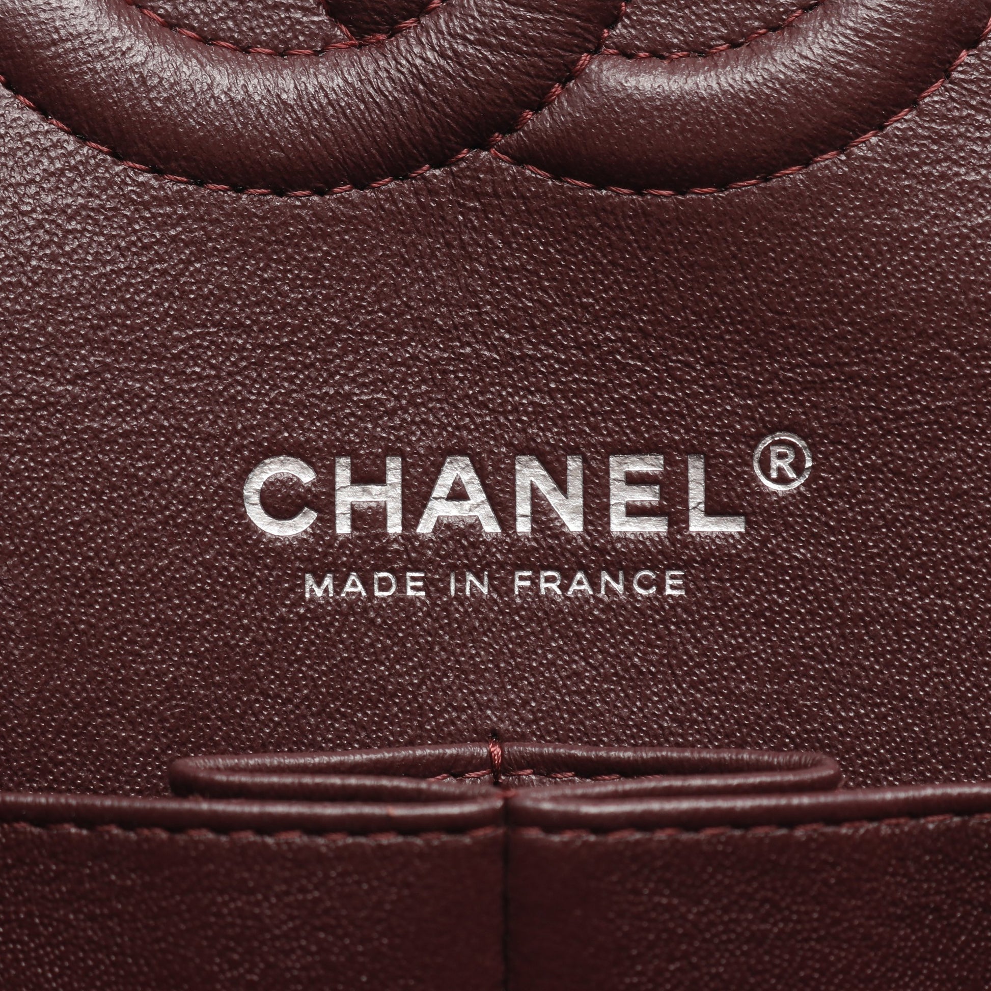 マトラッセ Wフラップ Wチェーンショルダーバッグ キャビアスキン ブラック シルバー金具 シャネル バッグ CHANEL