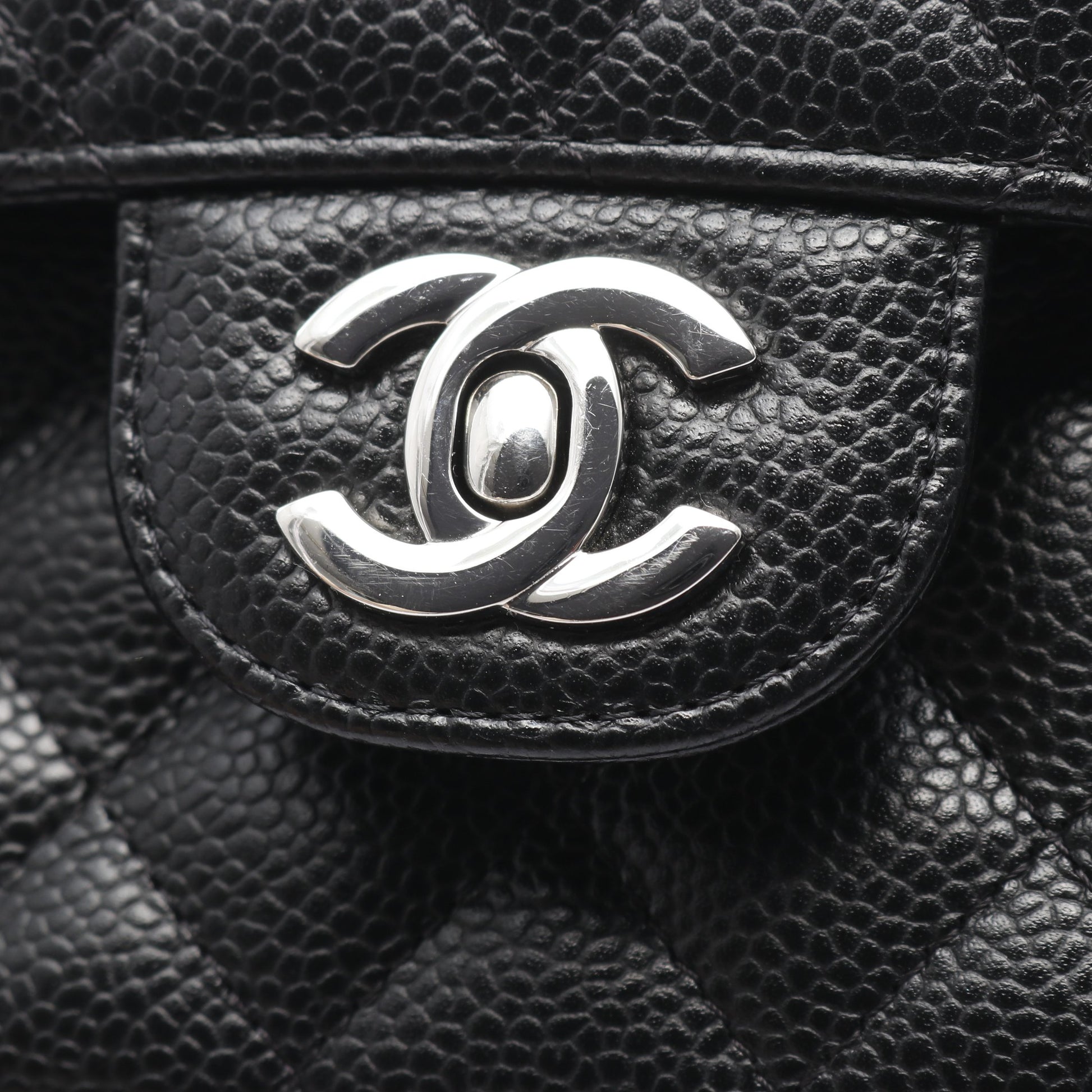マトラッセ Wフラップ Wチェーンショルダーバッグ キャビアスキン ブラック シルバー金具 シャネル バッグ CHANEL