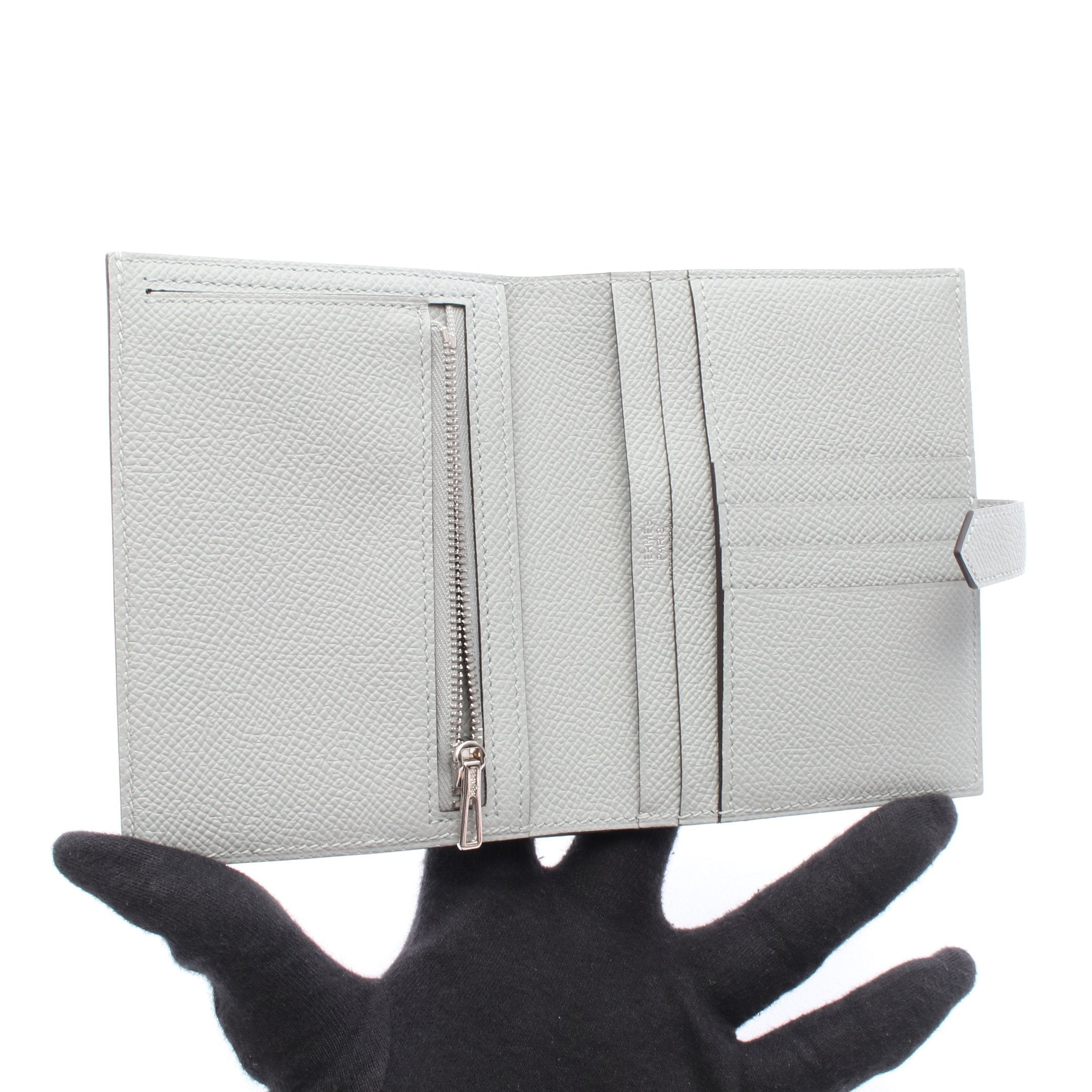 HERMES 二つ折り財布 グレー レザー エルメス Hermes HERMES 二つ折り財布 AZAP SILKIN COMPACT レザー