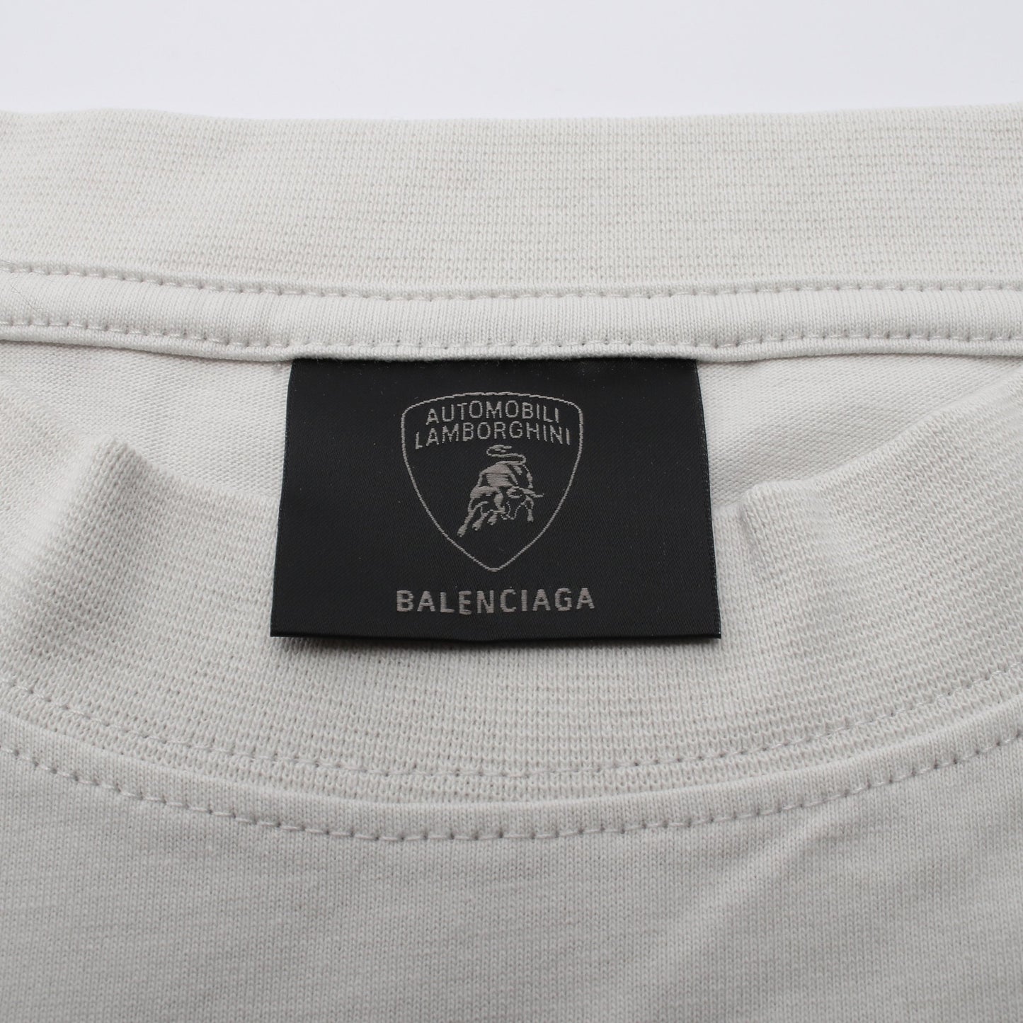 BALENCIAGA × Automobili Lamborghini Tシャツ クルーネック 長袖 コットン ライトグレー オレンジ ブラック バレンシアガ トップス BALENCIAGA