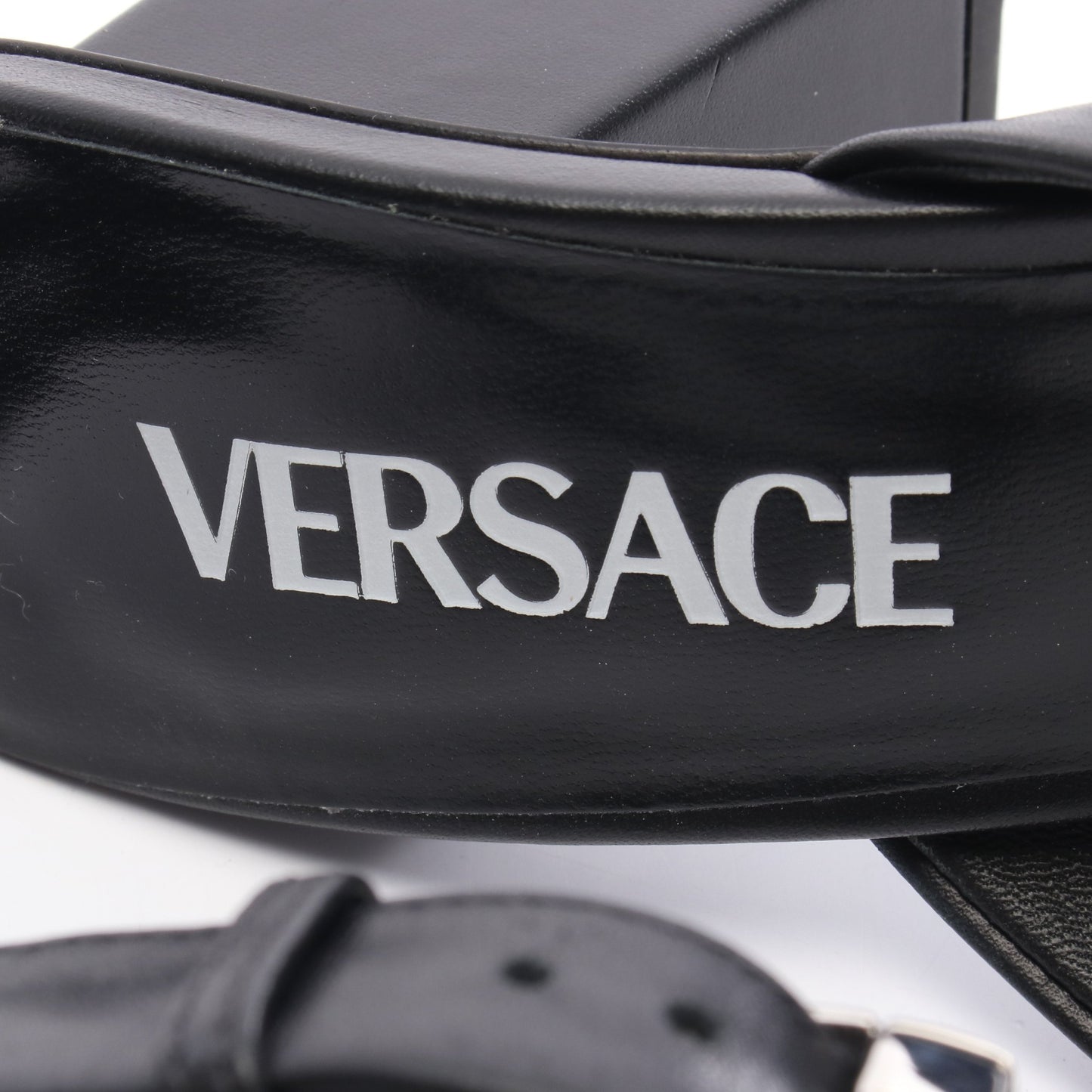 メデューサ サンダル リボン レザー ブラック ヴェルサーチ シューズ Versace